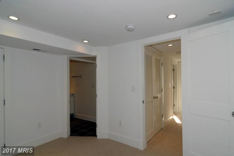 749 Park Rd NW #1 - Photo 5 of 8