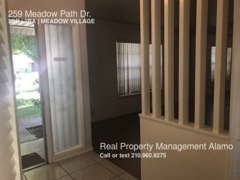 259 Meadow Path Dr - Photo 3 of 23