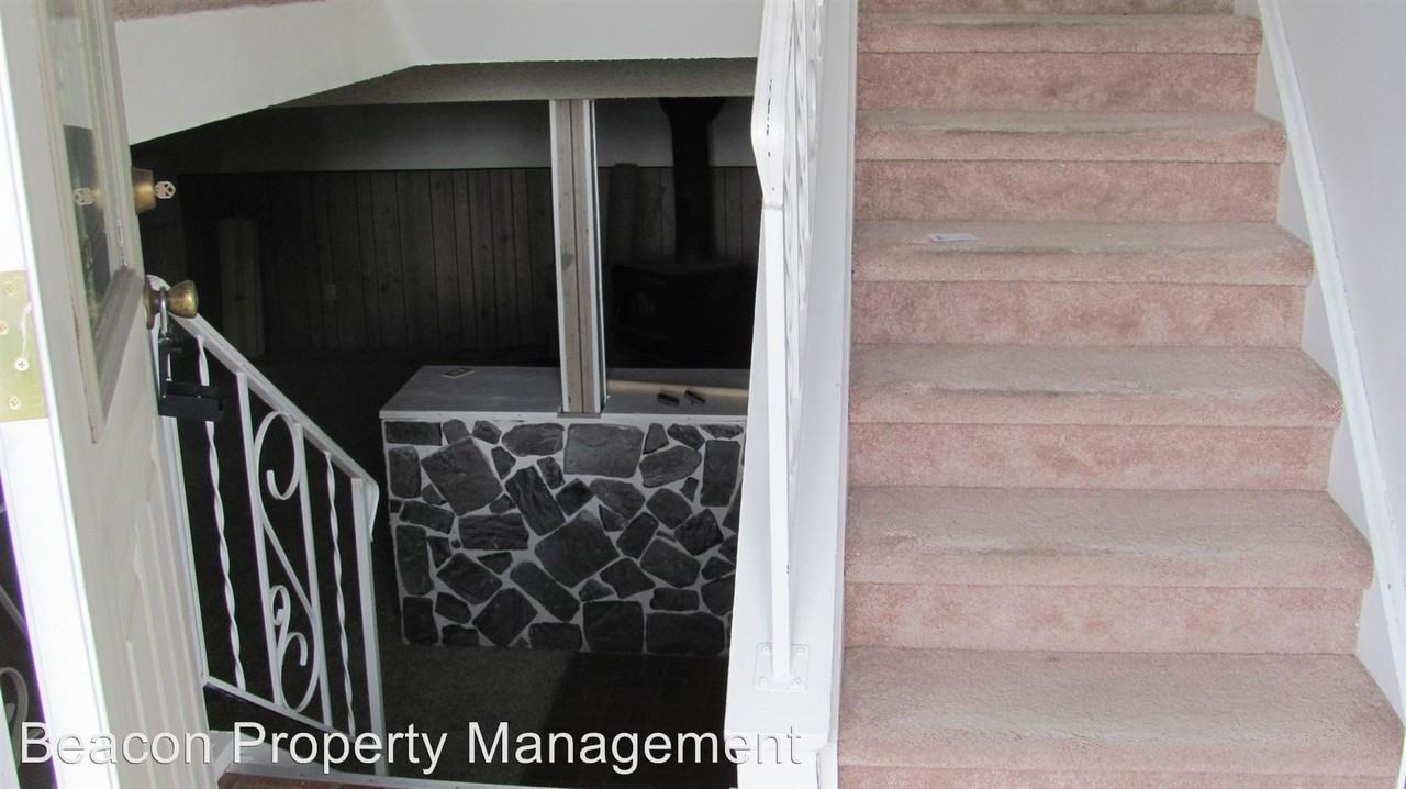 12891 W Jewell Cir - Photo 2 of 9