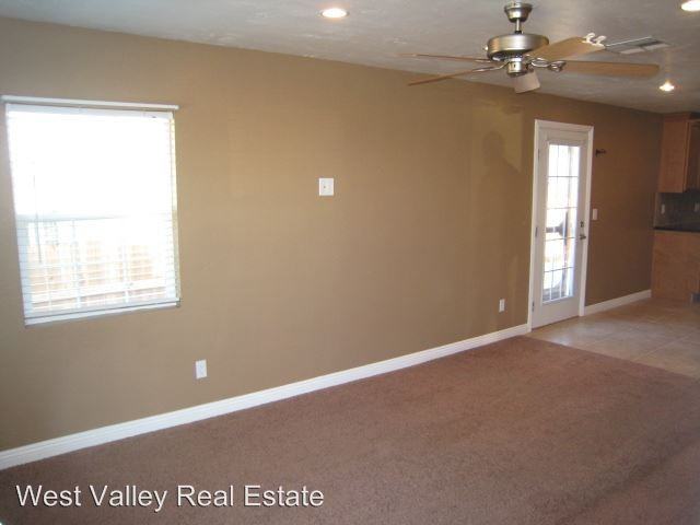 717 Philippine St - Photo 3 of 21