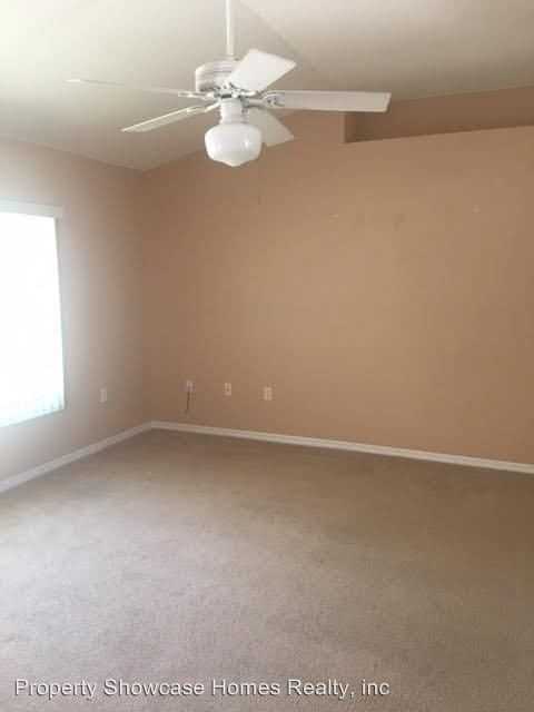 695 Cloverleaf Blvd - Photo 2 of 12