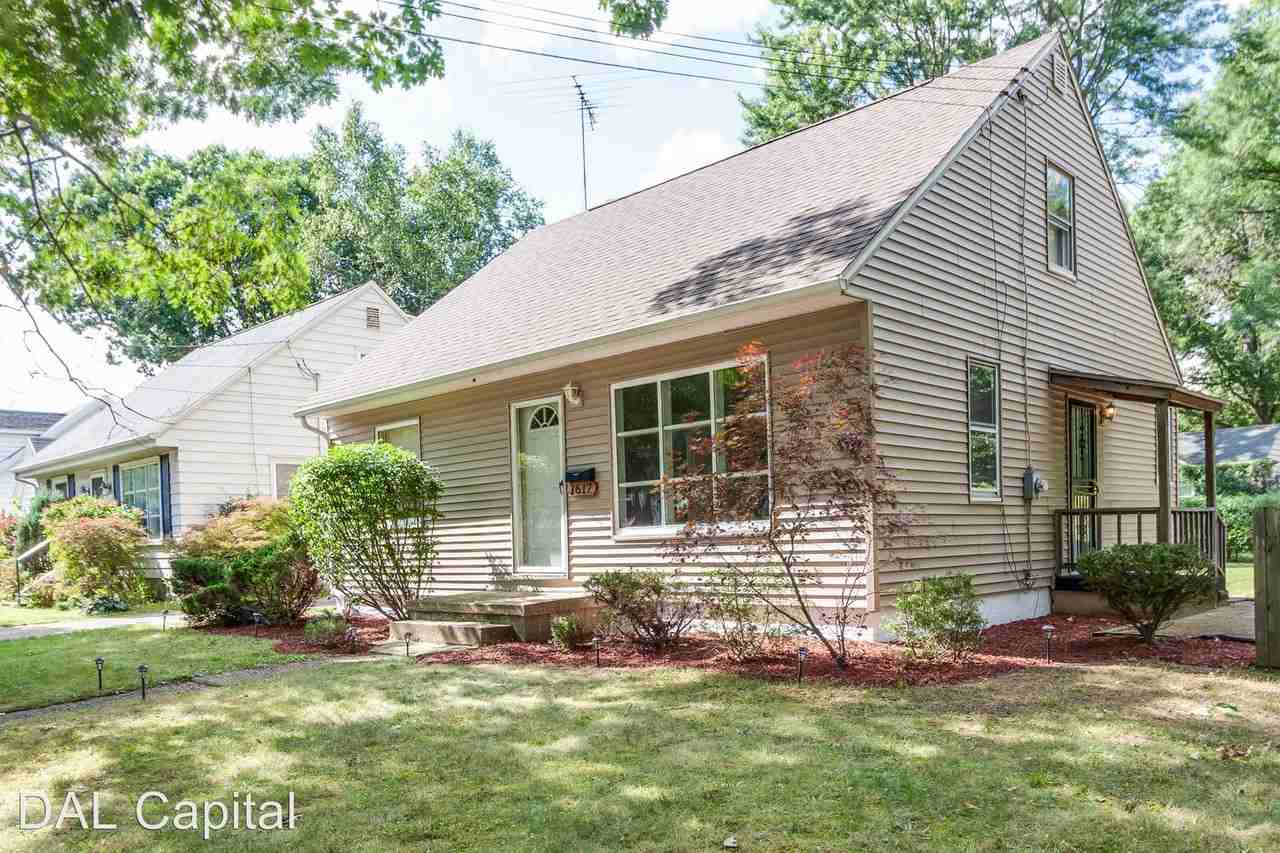1617 Osage Ave - Photo 2 of 10