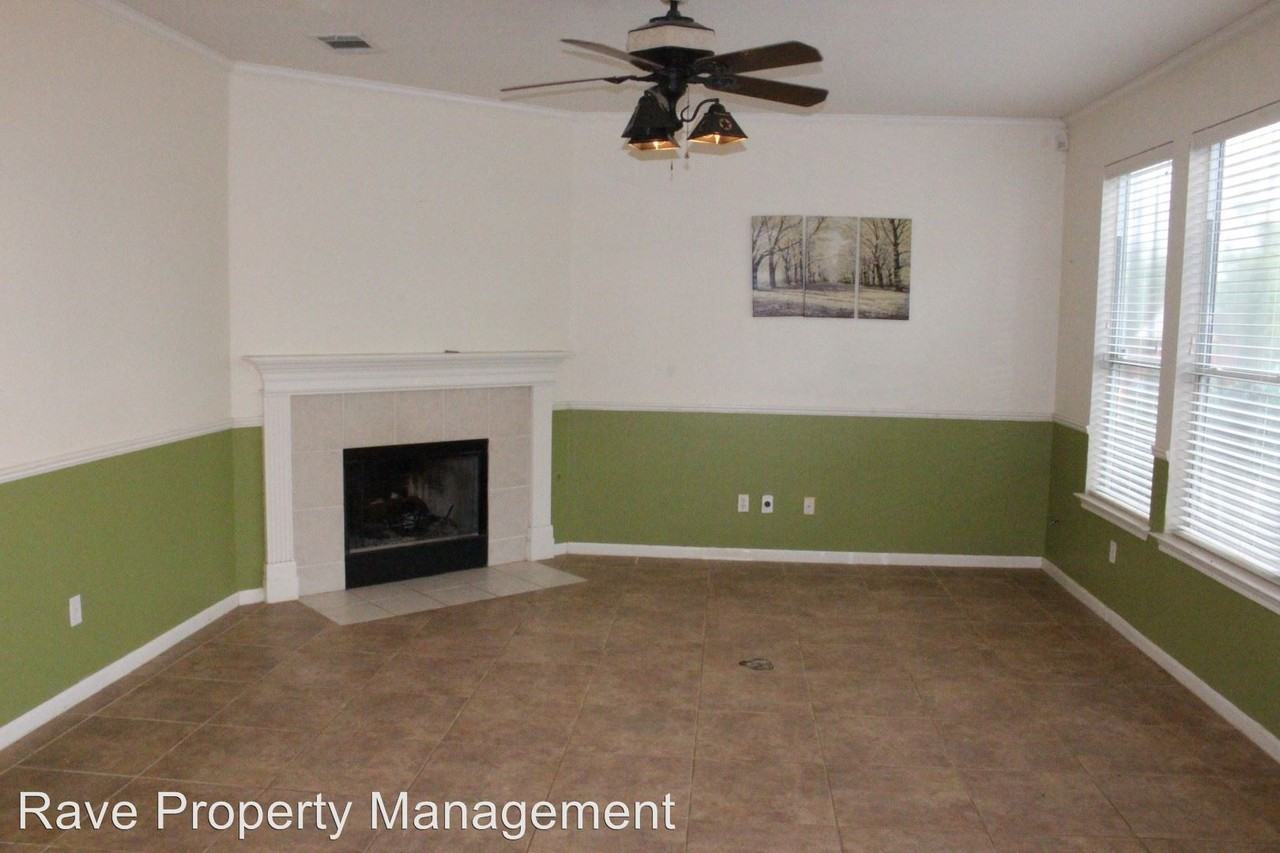 1378 Ashberry Trail - Photo 3 of 17