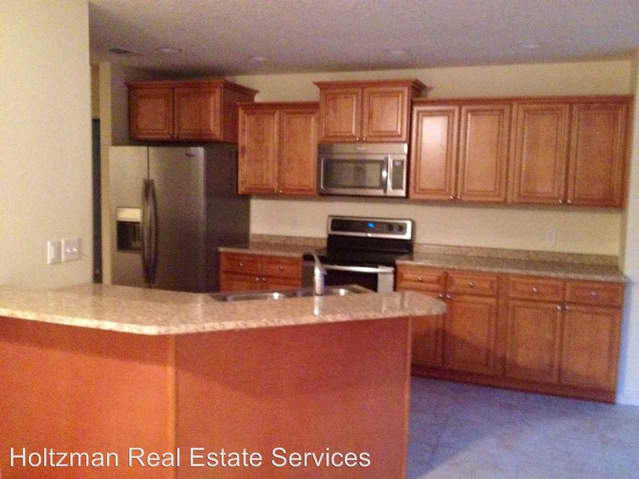 3227 Islands Hwy - Photo 3 of 12