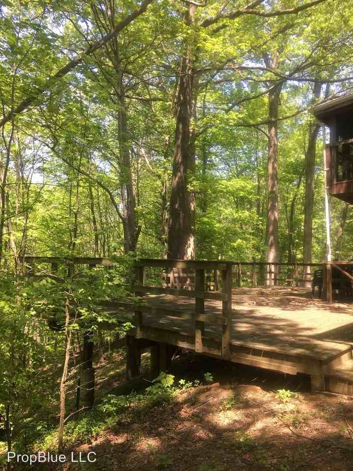 8850 Falling Leaf Dr - Photo 3 of 22