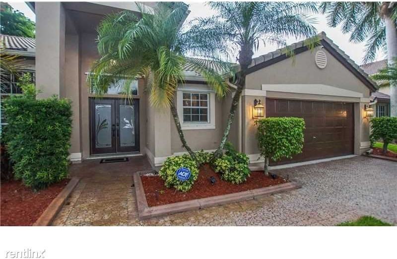 19428 NW 14th St - Photo 2 of 30