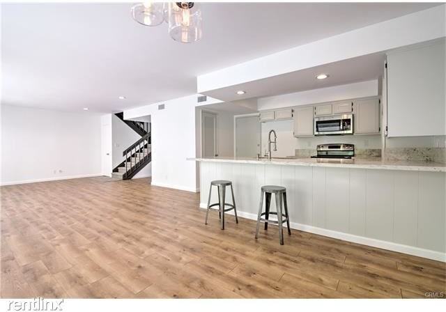 128 Calle Cuervo - Photo 3 of 25