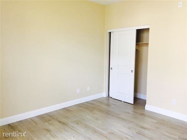 222 Borrego - Photo 3 of 19