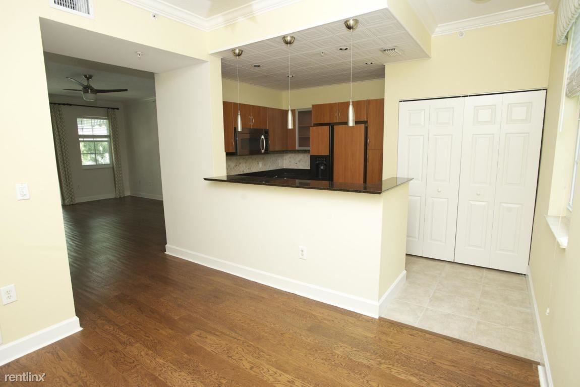 326 Moorings Dr - Photo 3 of 21