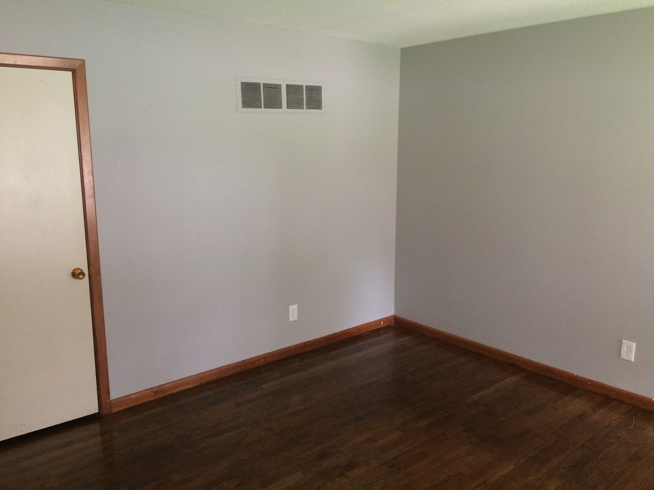 1425 W Waldo Ave - Photo 3 of 14