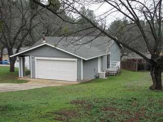 4830 Aspen Ct - Photo 2 of 11