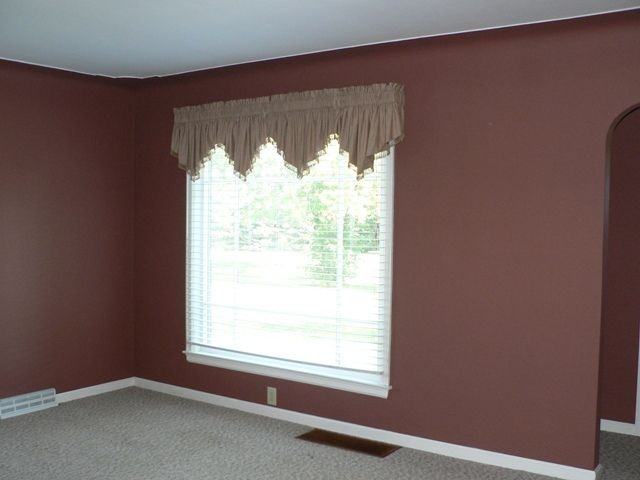 1500 Leonard St NW - Photo 3 of 13