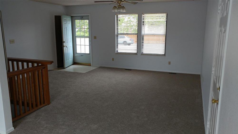 1045 Table Top Terrace - Photo 2 of 12