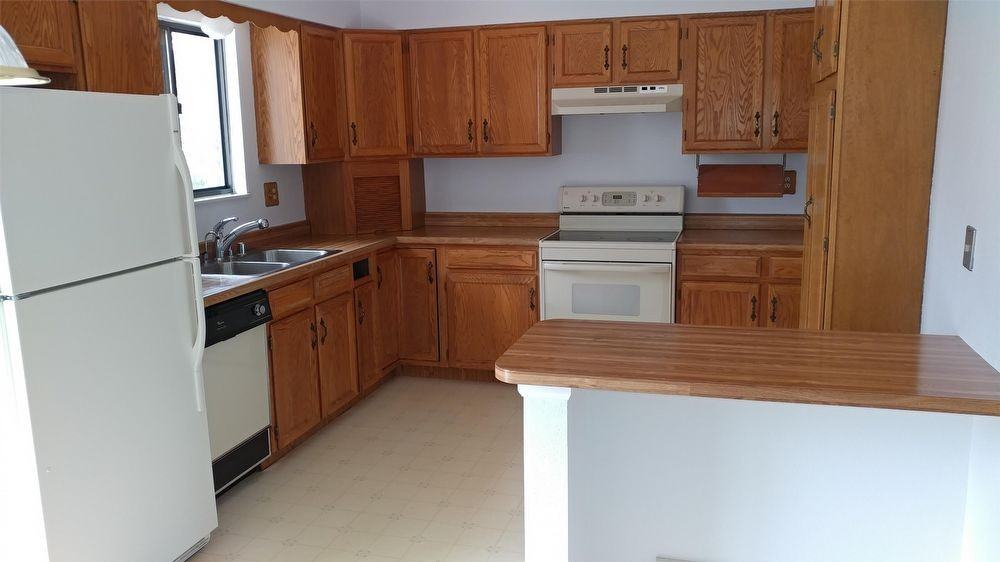 1045 Table Top Terrace - Photo 3 of 12