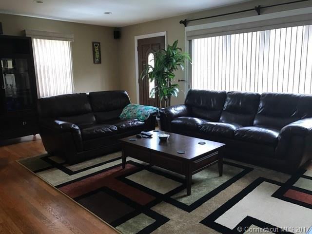 31 Lorraine Dr - Photo 2 of 20