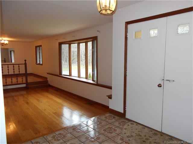 54 Cedar Rd - Photo 3 of 25