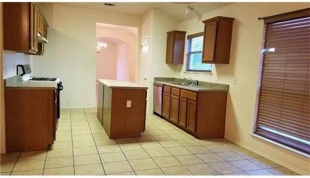 1609 Passion Vine Cove - Photo 3 of 16