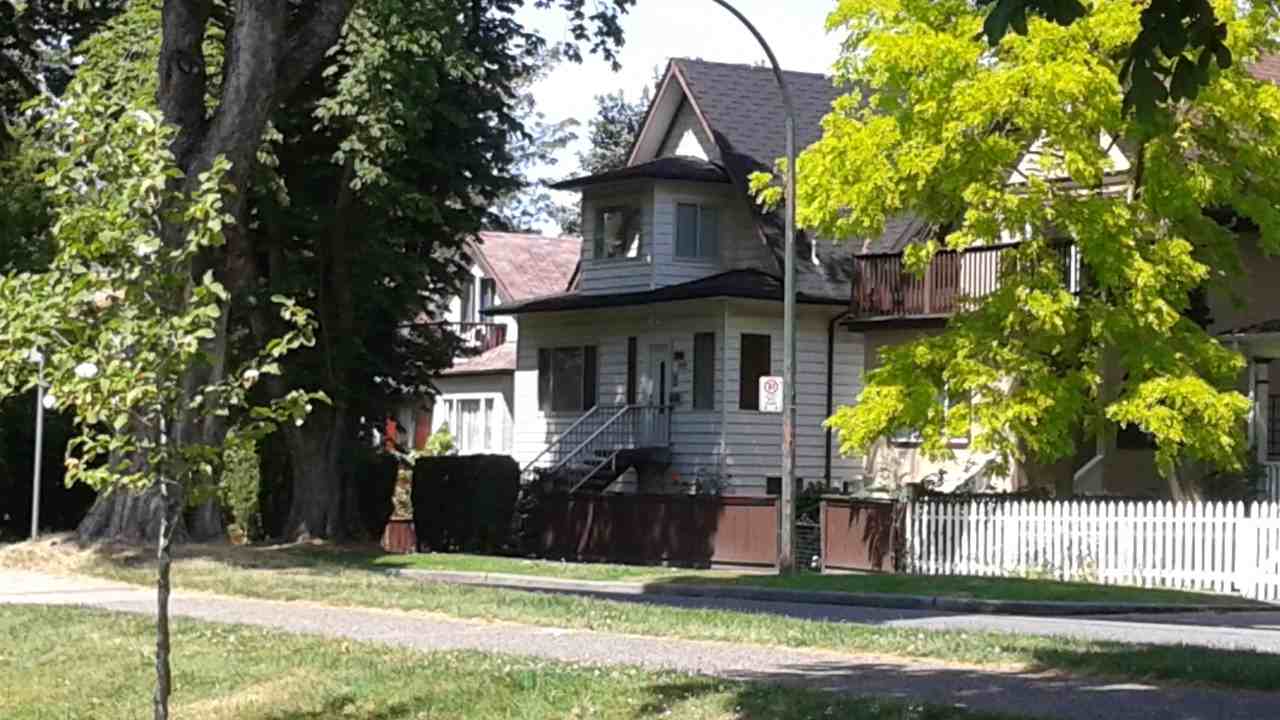 751 west 18th avenue - Photo 2 of 20