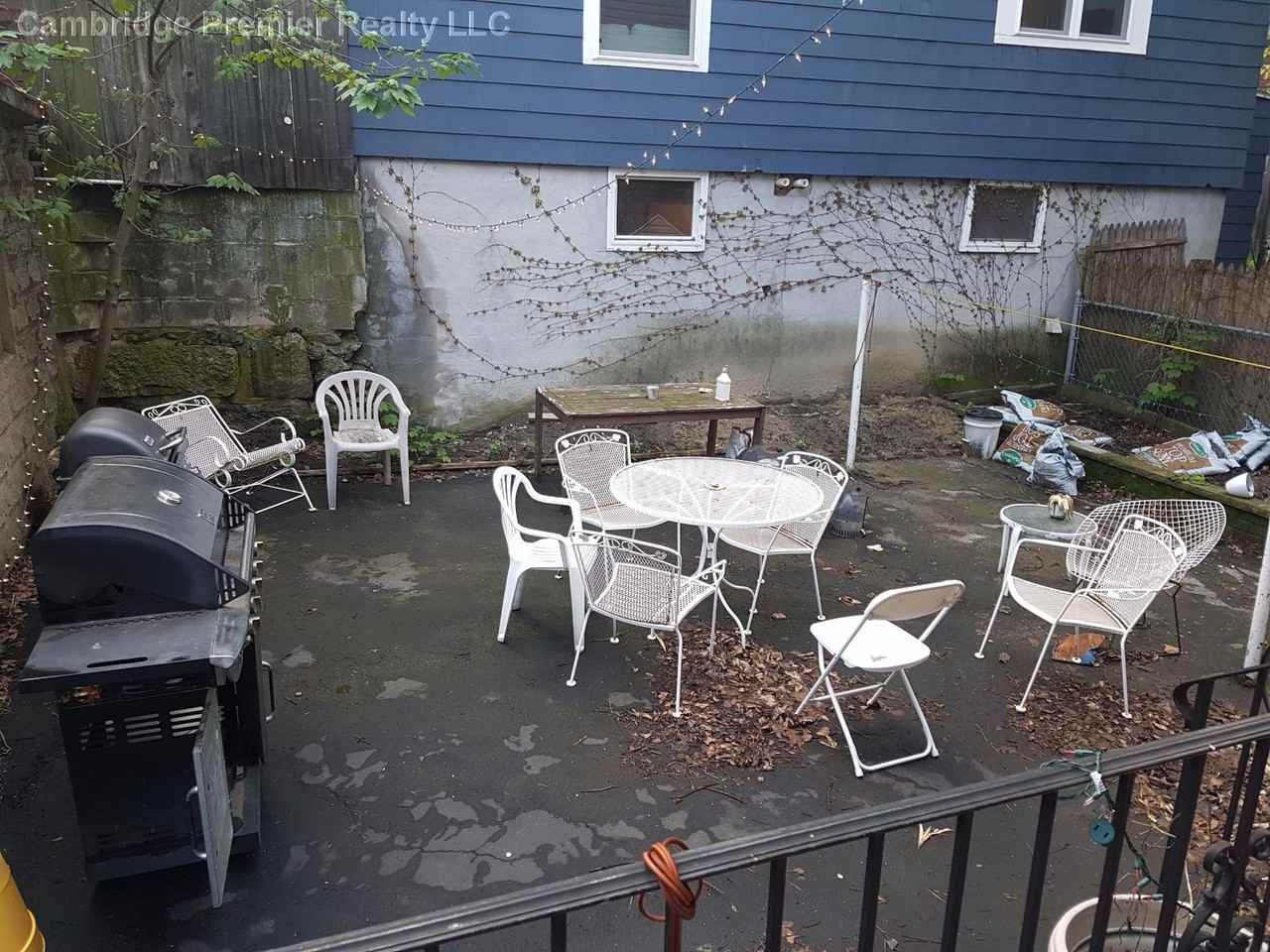 6 Holyoke Road - Photo 3 of 8