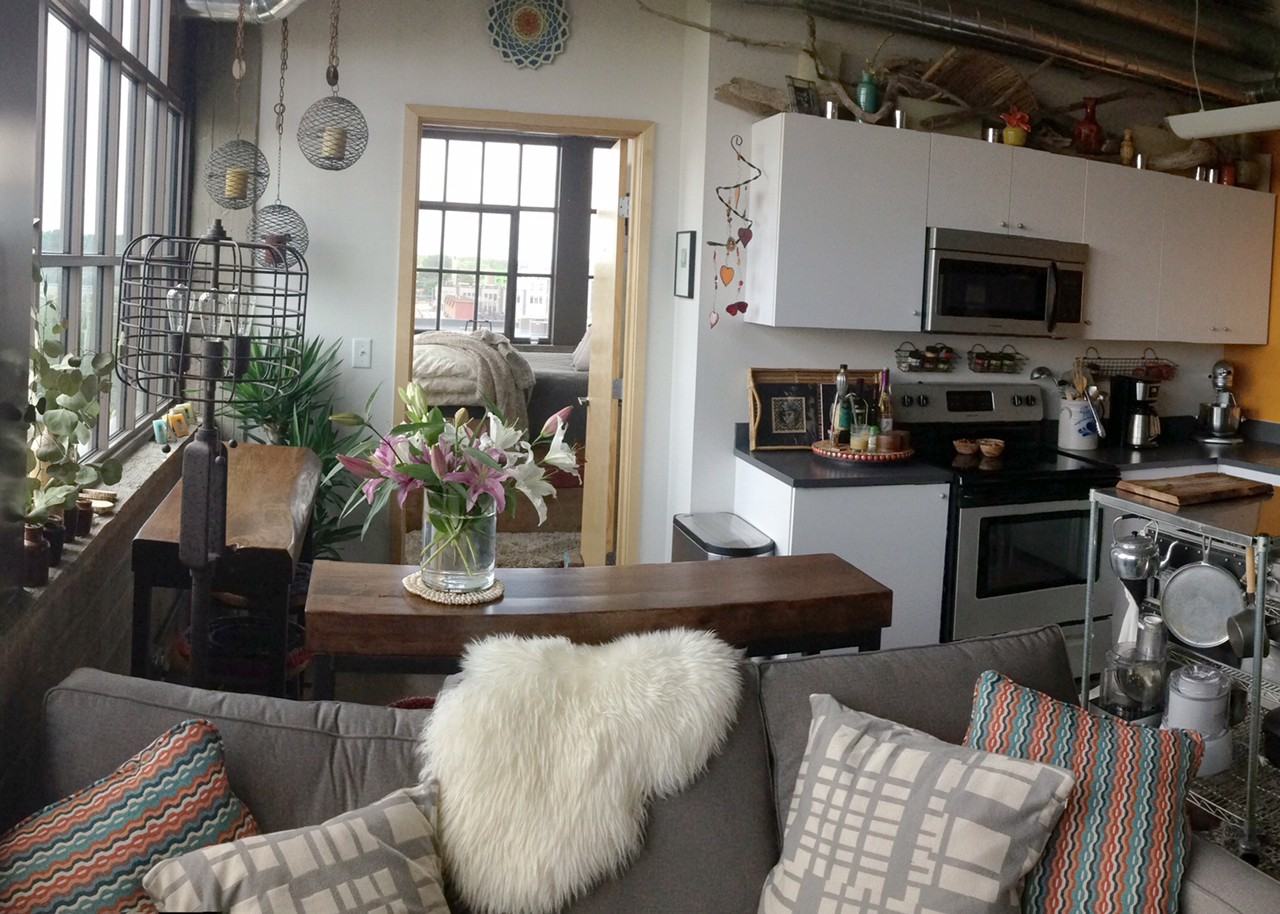 340 SW 5th St - Photo 2 of 12