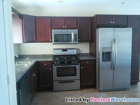 1567 Christie Pl - Photo 3 of 22