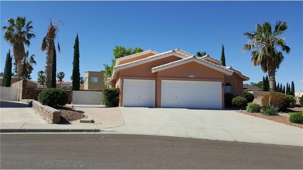 2046 Paseo Del Prado Dr - Photo 2 of 48