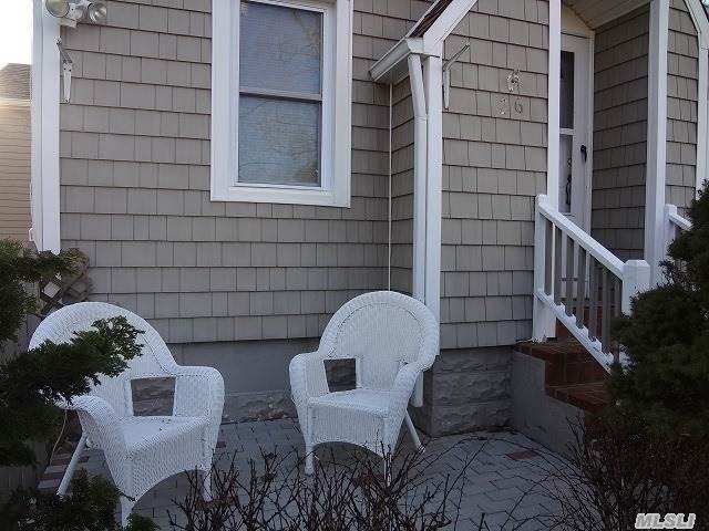 26 Long Beach Dr - Photo 2 of 10