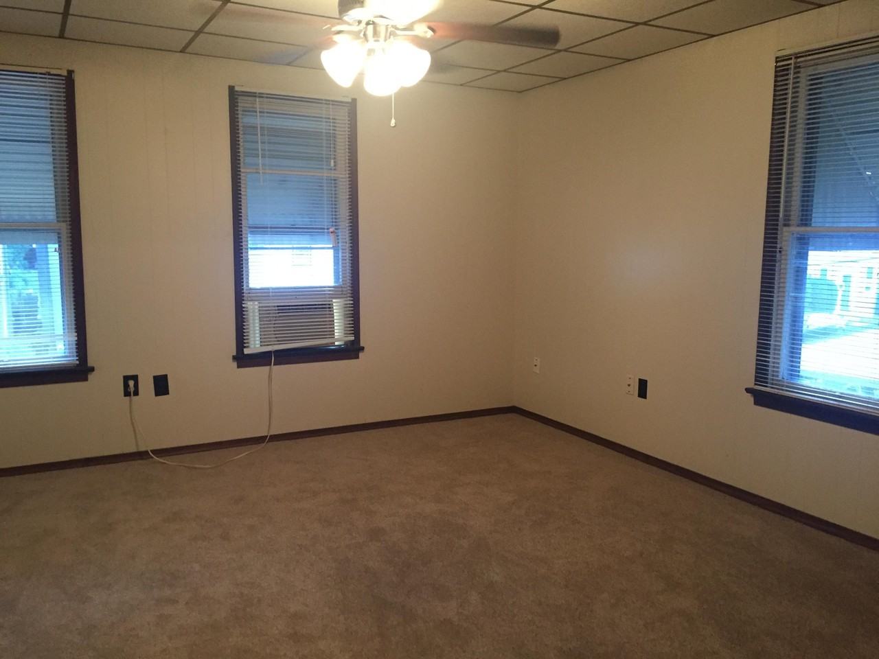 9 S 2nd St - Photo 3 of 8