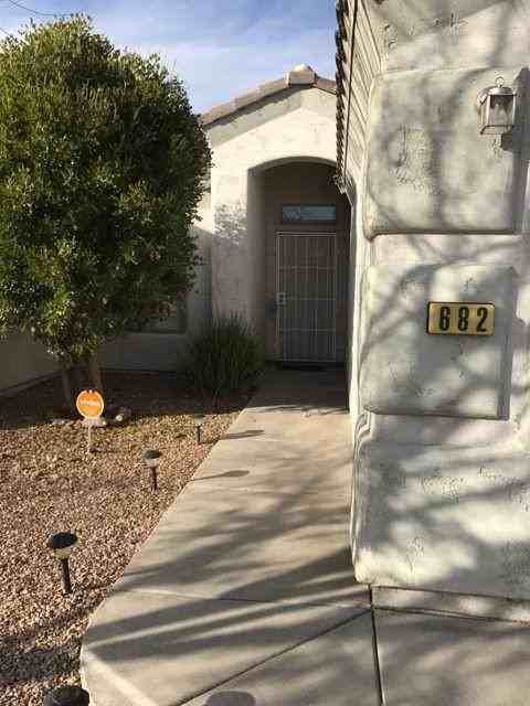 682 W Keisha Ln - Photo 3 of 6