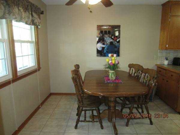 6259 Baker Ave NE - Photo 3 of 18