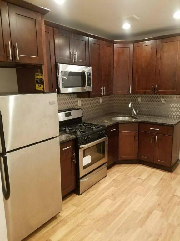 1915 Albany Ave 2 - Photo 2 of 8