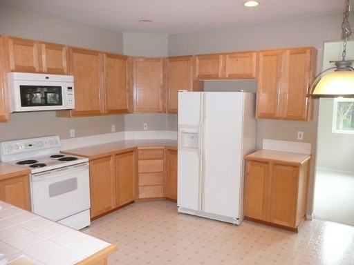 6733 126th Pl SE - Photo 3 of 13