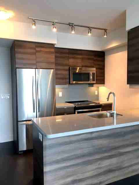 525 Adelaide Street West #'08