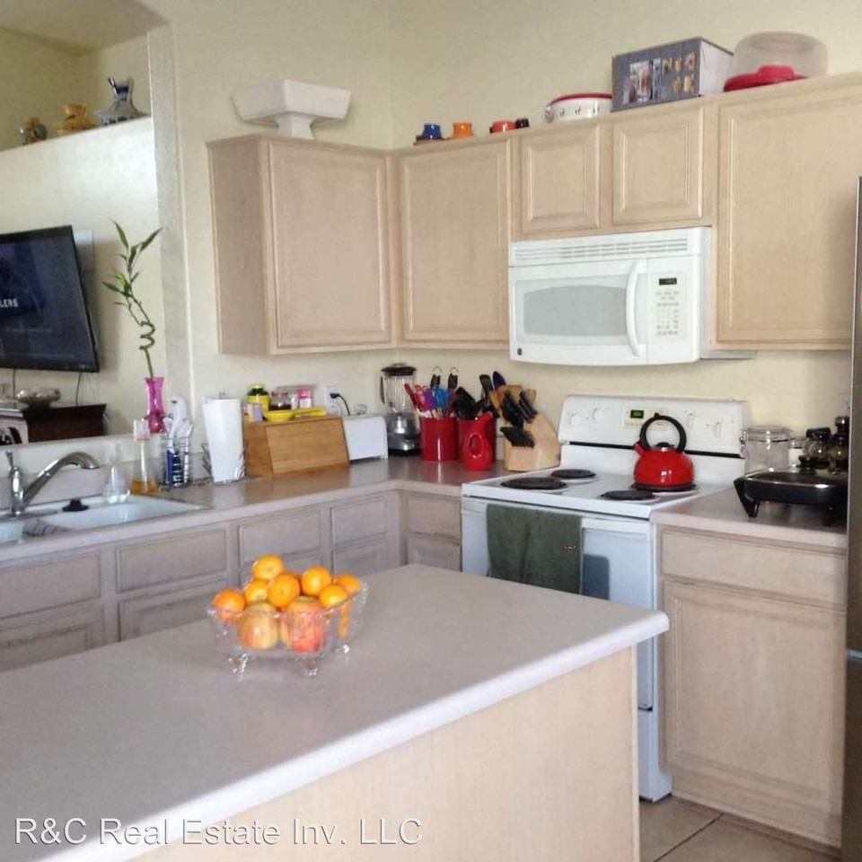 47 N Birch St - Photo 2 of 2