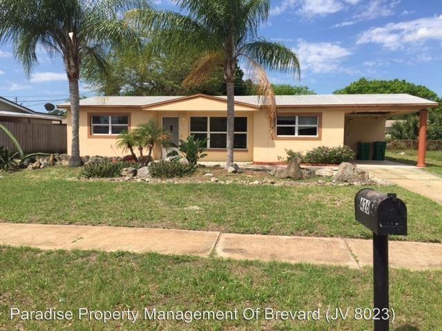 426 Oakridge Ave - Photo 2 of 17