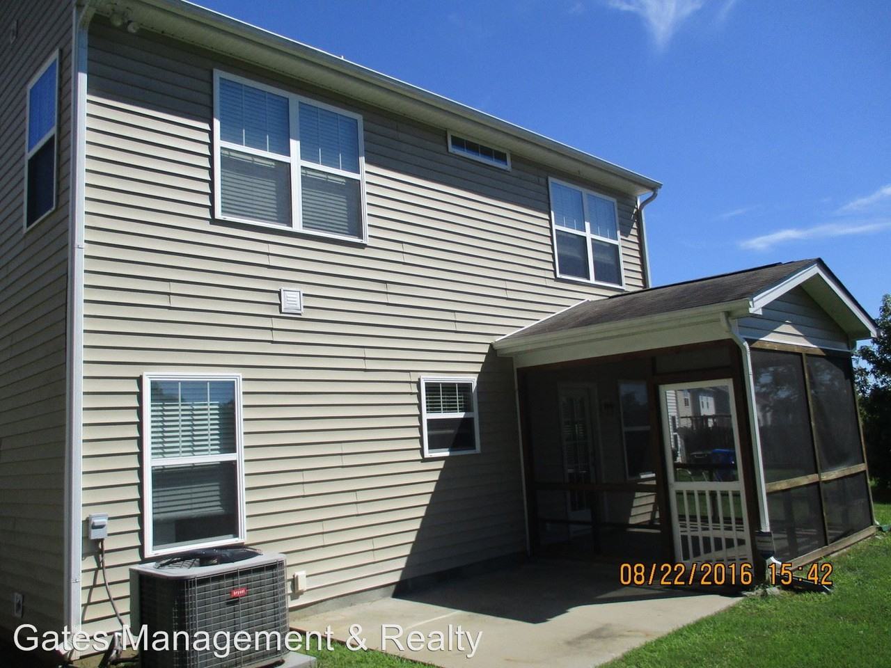 823 Blue Lake Dr - Photo 3 of 16