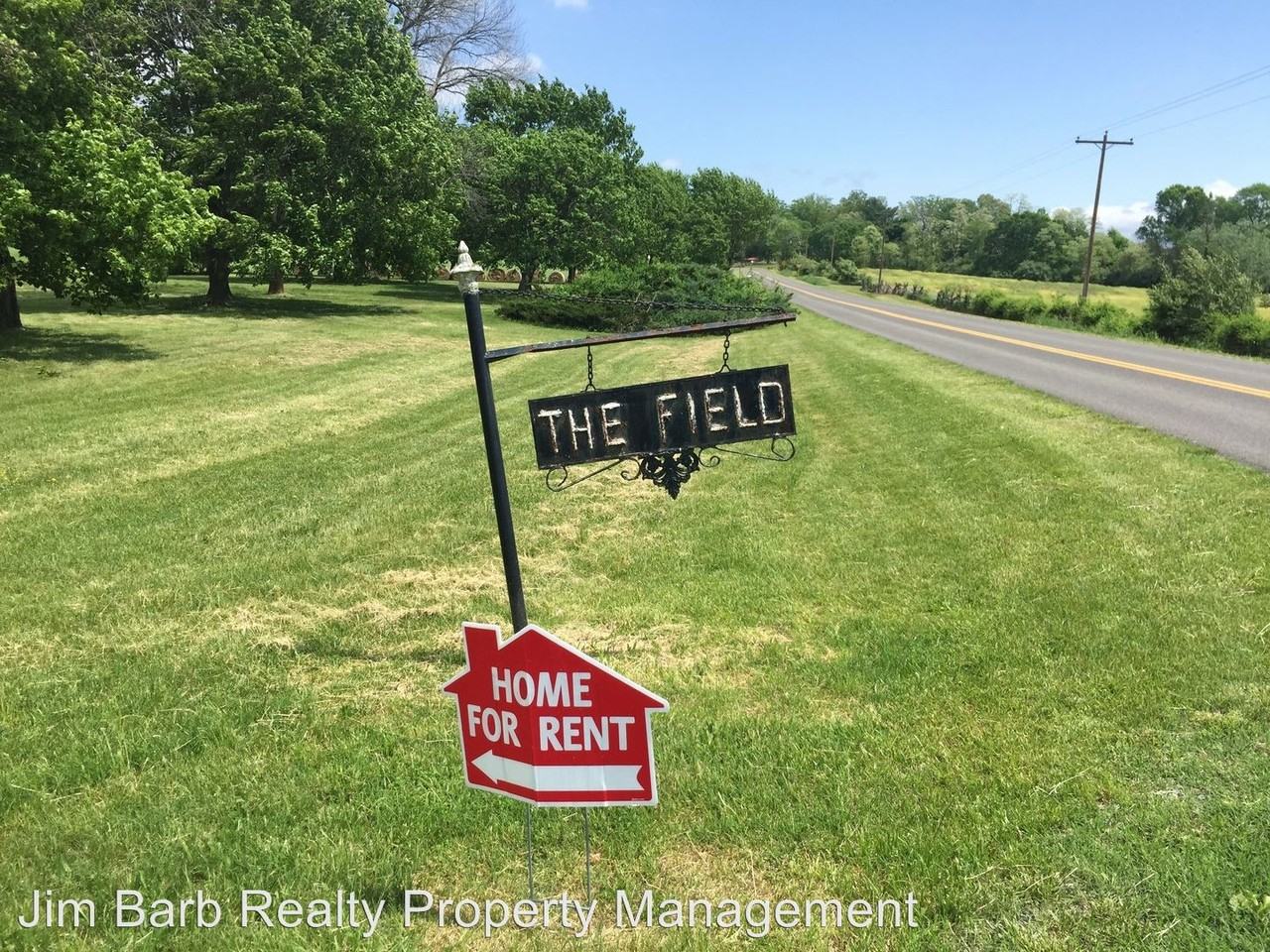 906 White Post Rd - Photo 2 of 12