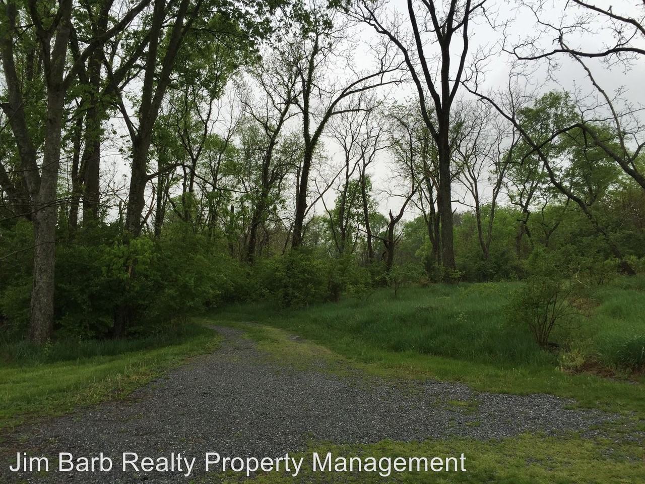 906 White Post Rd - Photo 3 of 12