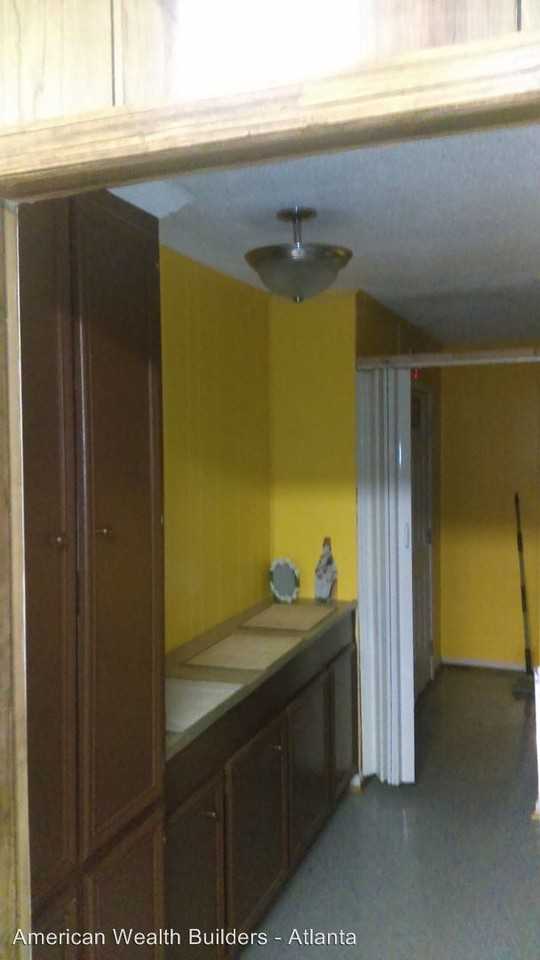 910 Salters St - Photo 3 of 4