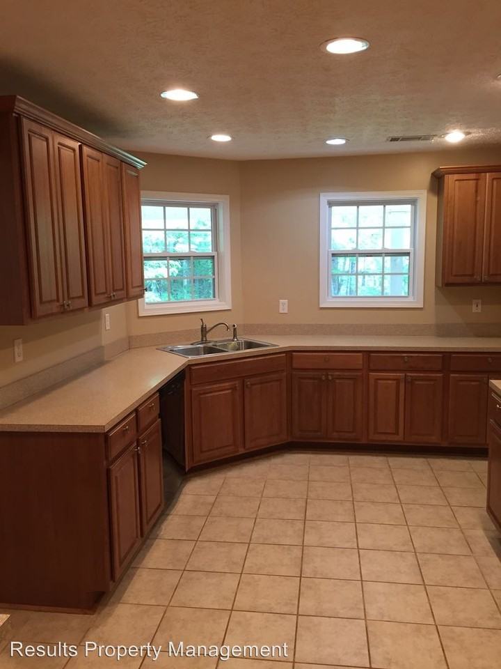 103 Highland Trail - Photo 2 of 22