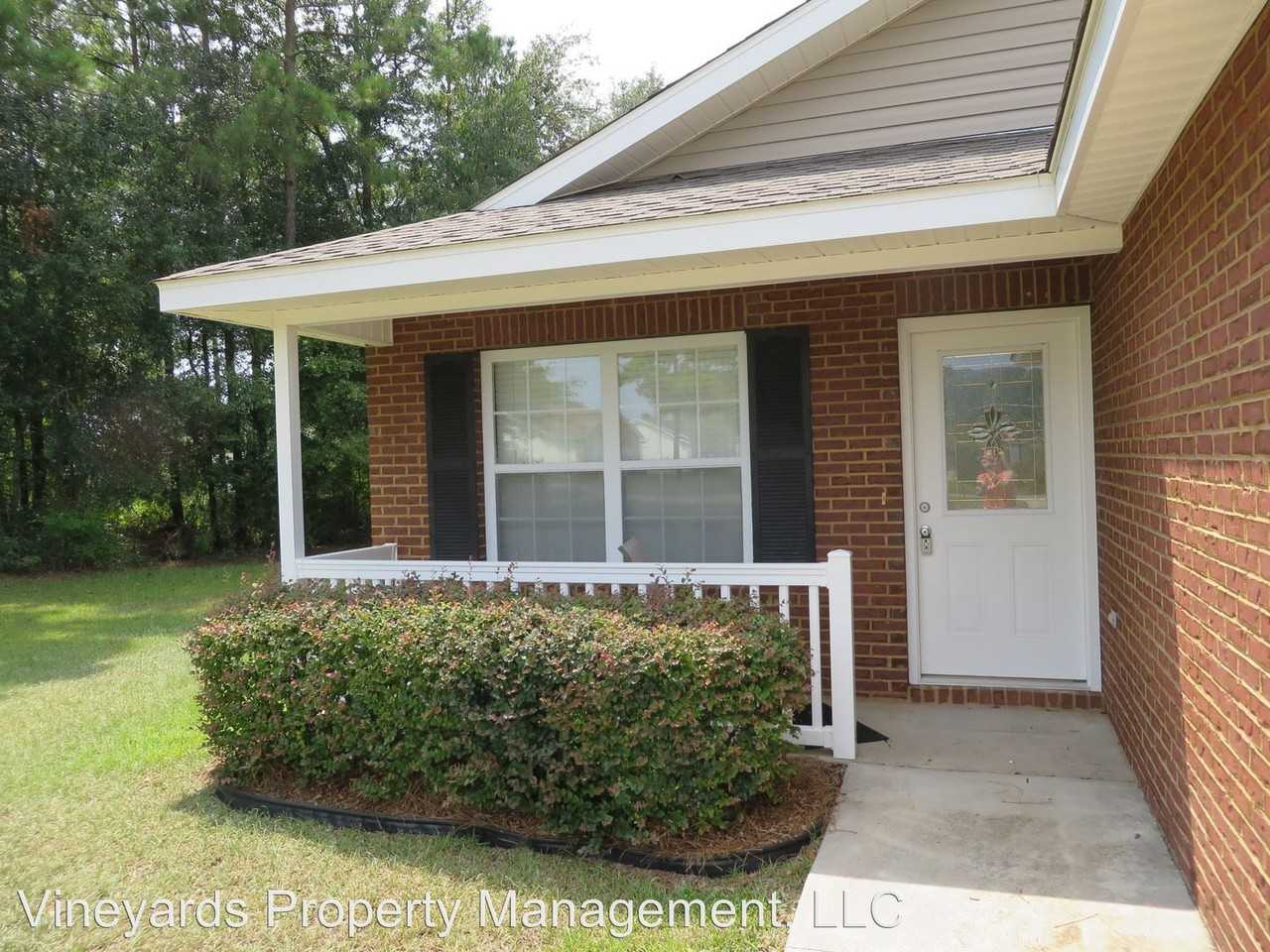 204 Loblolly Cir - Photo 3 of 20