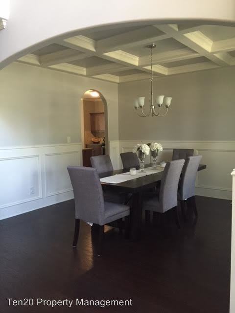 172 E Straight St - Photo 3 of 27