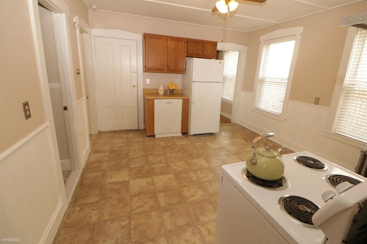 26 Superior St - Photo 2 of 21