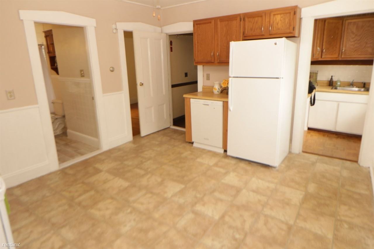 26 Superior St - Photo 3 of 21