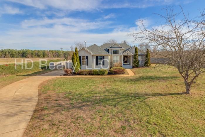 107 Planters Row Rd - Photo 2 of 24