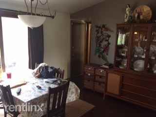 2760 Allouez Ave - Photo 3 of 6