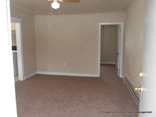 503 S Latah St - Photo 3 of 17