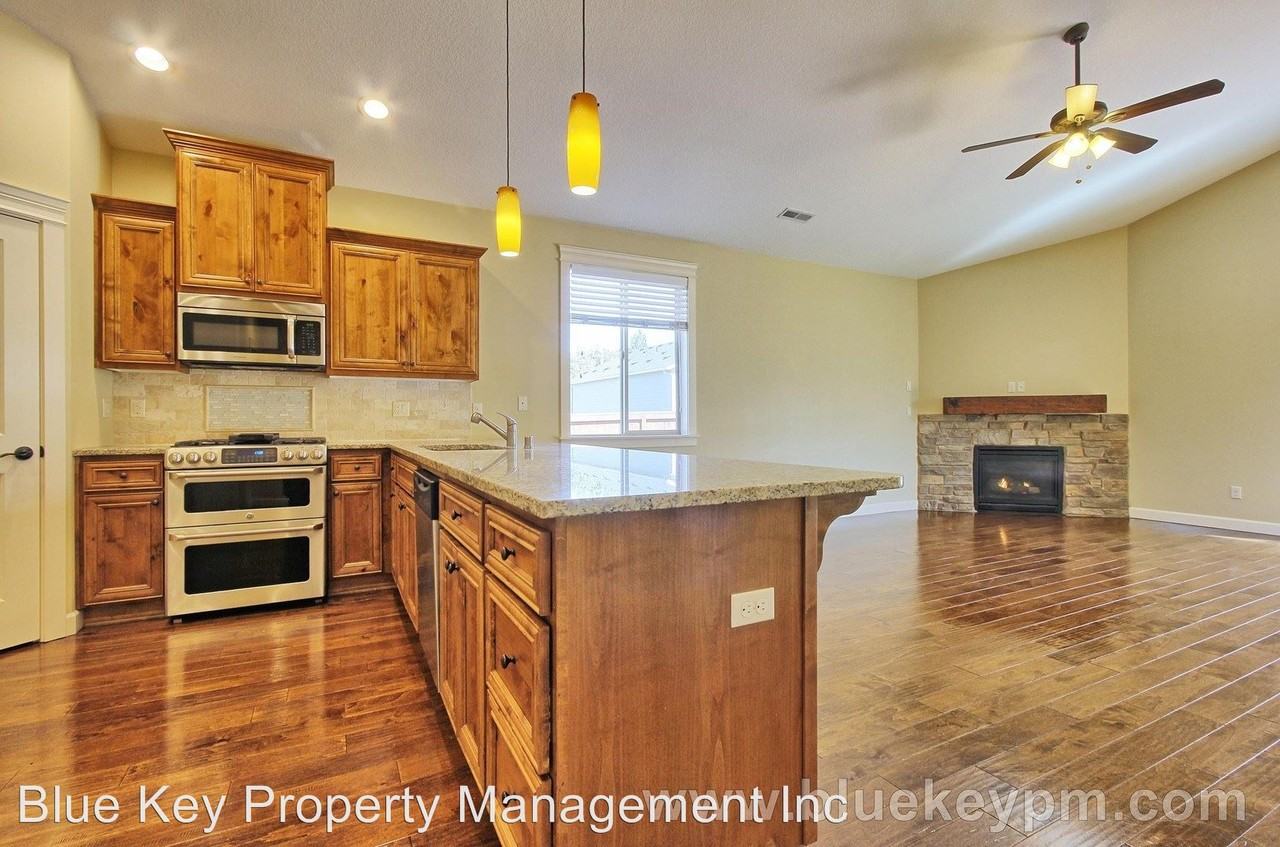 1533 W F Pl - Photo 3 of 18