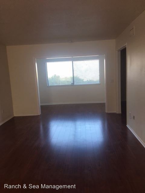 217 Stage Coach - Photo 3 of 11