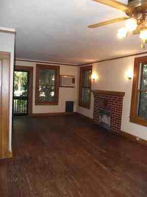 304 NW 14th Ave - Photo 3 of 6